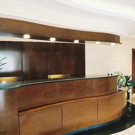 Restaurant Bon Retorn מלון
